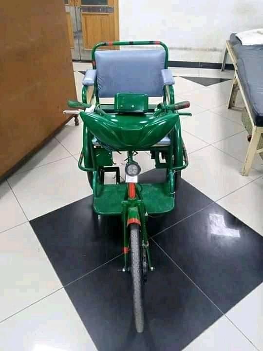 Electric Wheelchair